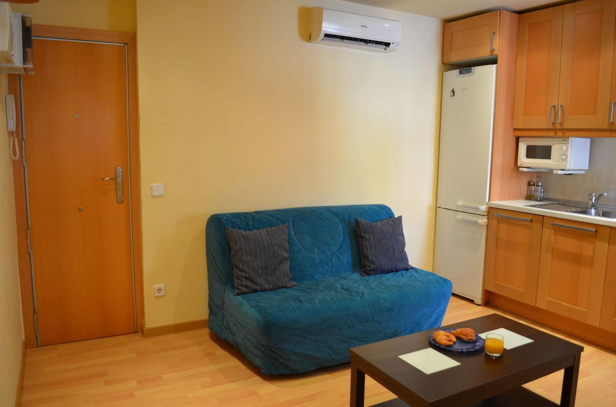 Apartment Bed&Bcn Sant Andreu II Barcelona Kültér fotó